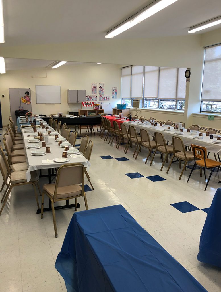 Model Passover seder for Hebrew school students
